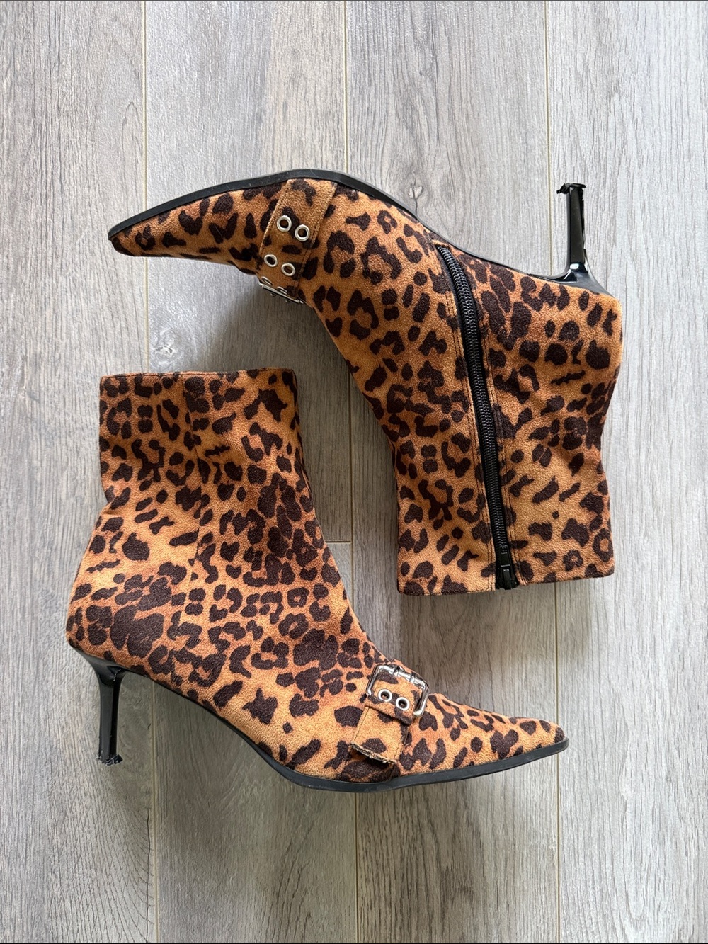 Madden Girl Richie Boots, Size 9